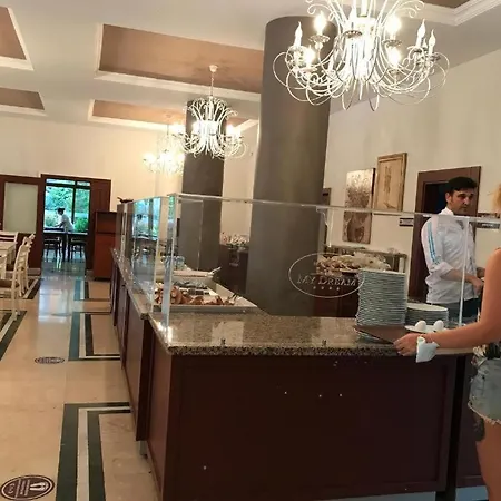 Comfort 3* 马尔马里斯